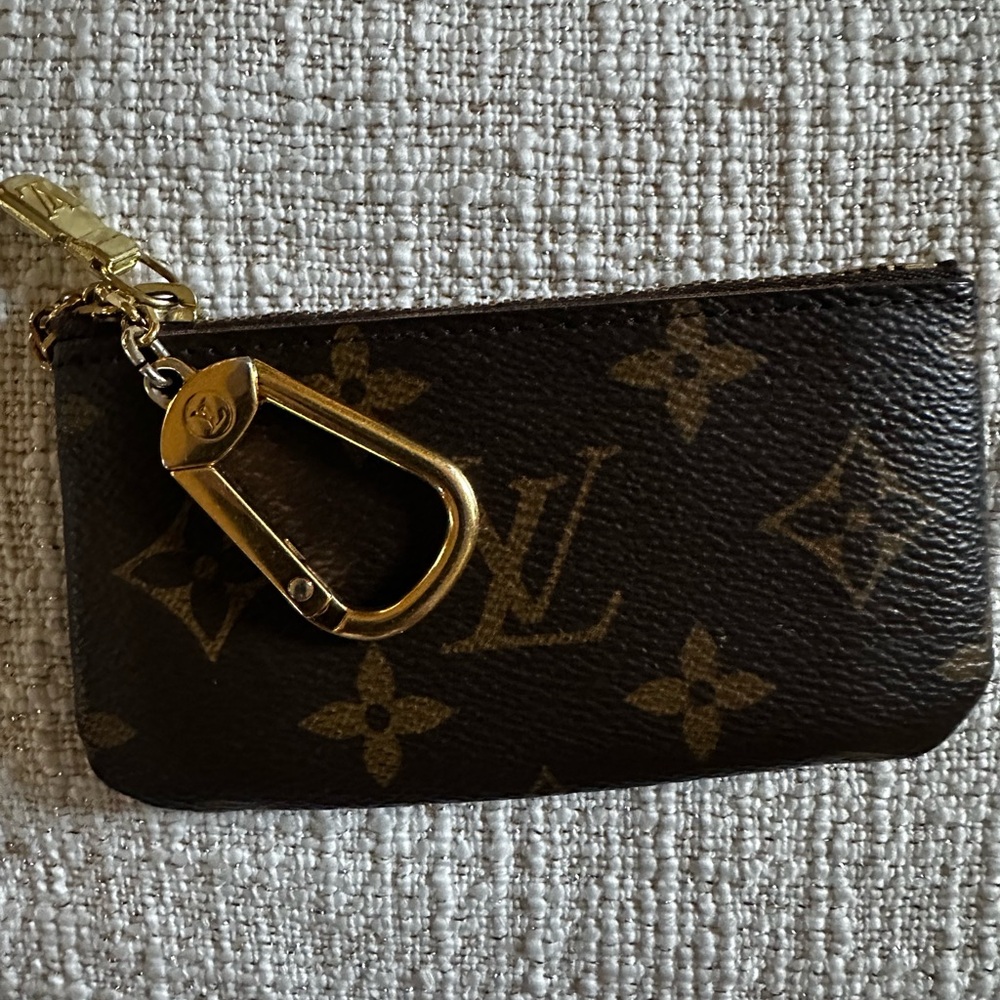 Authentic  see receipt photo, LV monorgan canvas key pouch M62650